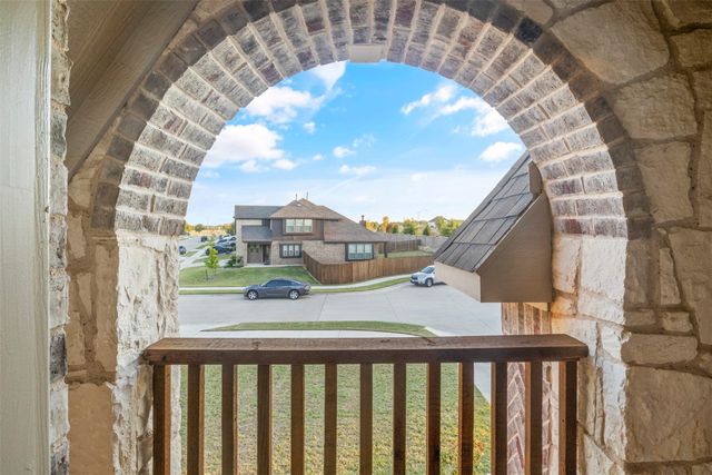 4832 Hazy Hollow Lane, Fort Worth, TX 76036