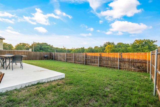 4832 Hazy Hollow Lane, Fort Worth, TX 76036