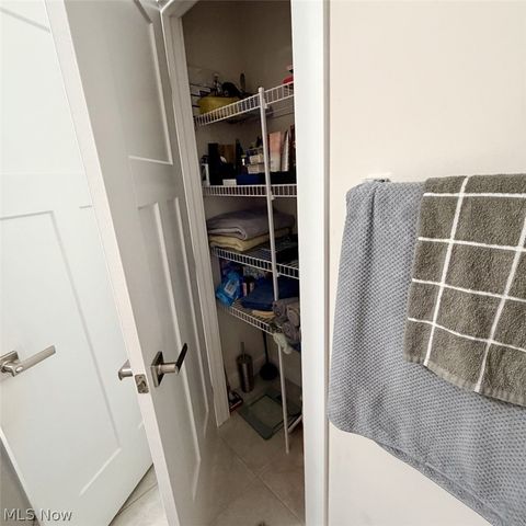 2091 Farroni Drive, Willoughby, OH 44094