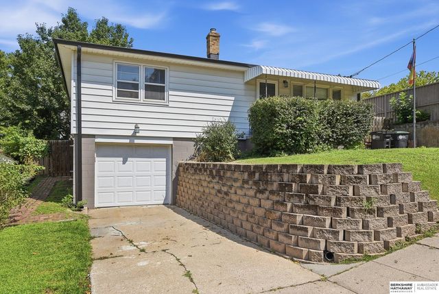4006 Page Street, Omaha, NE 68131