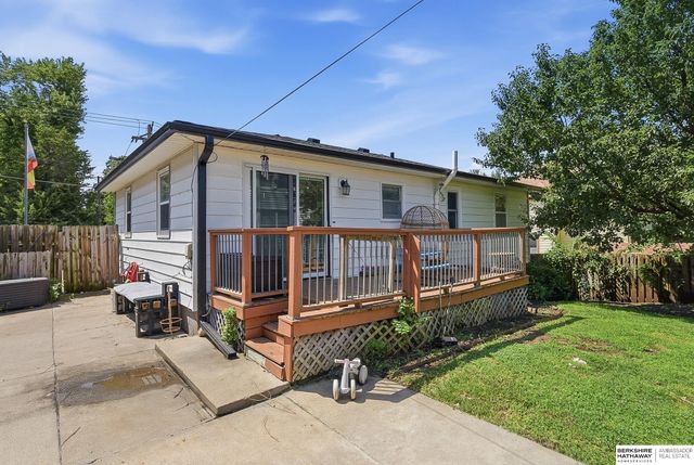 4006 Page Street, Omaha, NE 68131