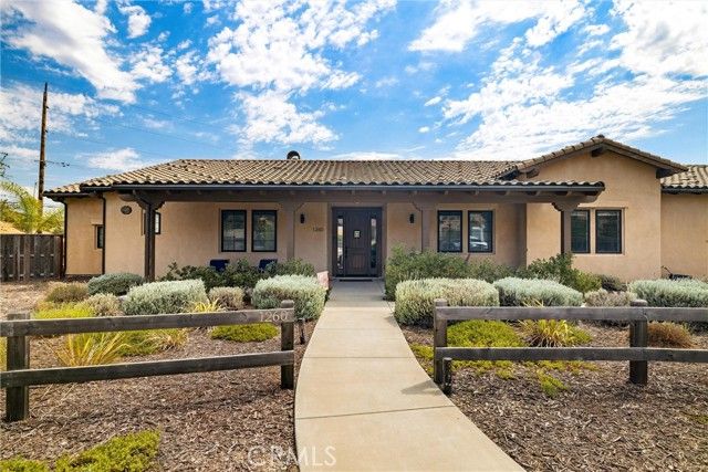 1260 Hager Lane, Buellton, CA 93427