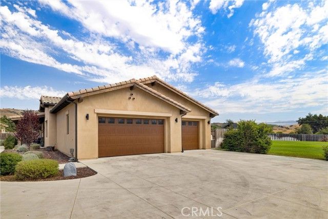 1260 Hager Lane, Buellton, CA 93427