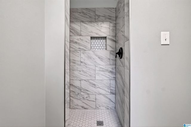 2441 FOREST HILLS DRIVE, Birmingham, AL 35214