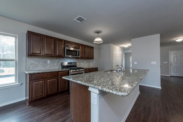 277 Stalwart Hill Trail, Magnolia, TX 77354