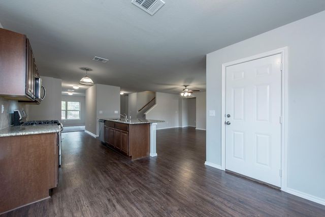 277 Stalwart Hill Trail, Magnolia, TX 77354