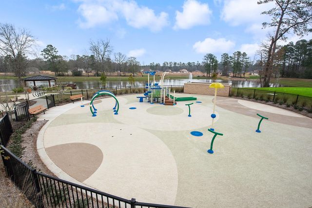 277 Stalwart Hill Trail, Magnolia, TX 77354