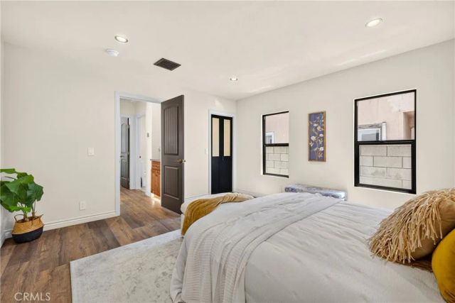 2407 S Orange, Los Angeles, CA 90016