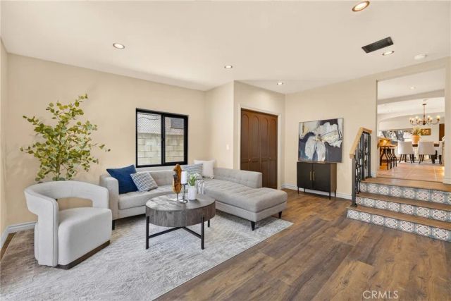 2407 S Orange, Los Angeles, CA 90016