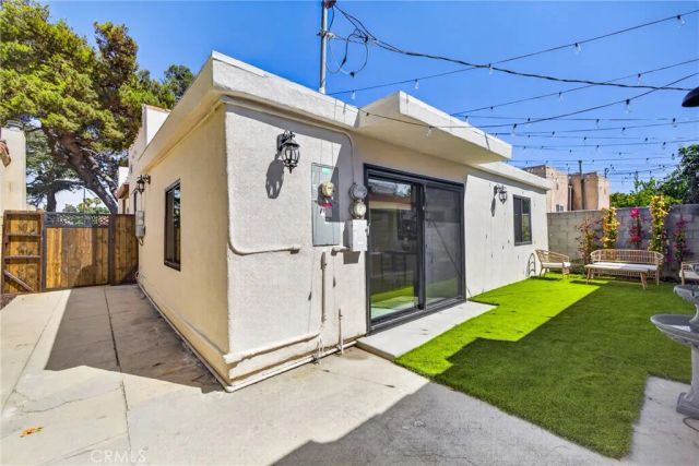 2407 S Orange, Los Angeles, CA 90016