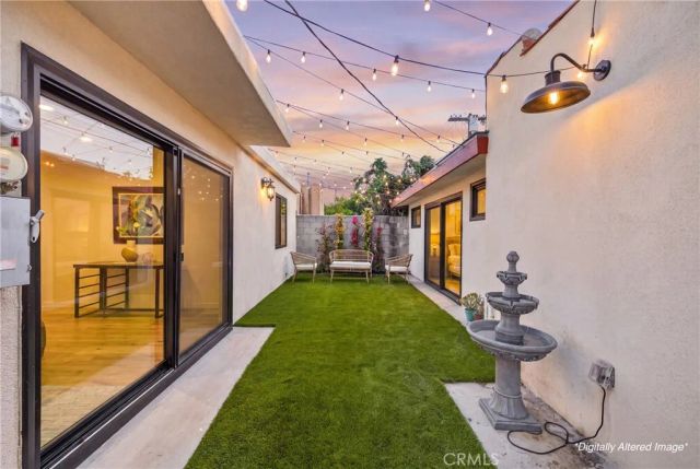 2407 S Orange, Los Angeles, CA 90016