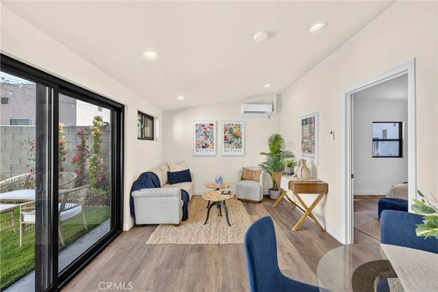 2407 S Orange, Los Angeles, CA 90016