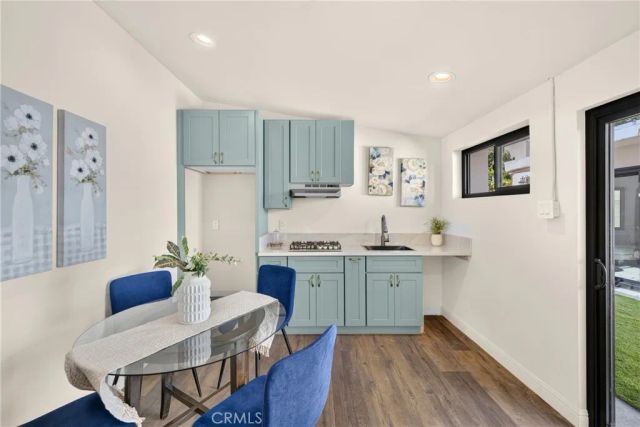 2407 S Orange, Los Angeles, CA 90016