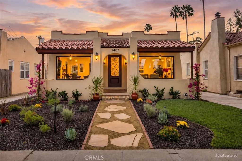 2407 S Orange, Los Angeles, CA 90016