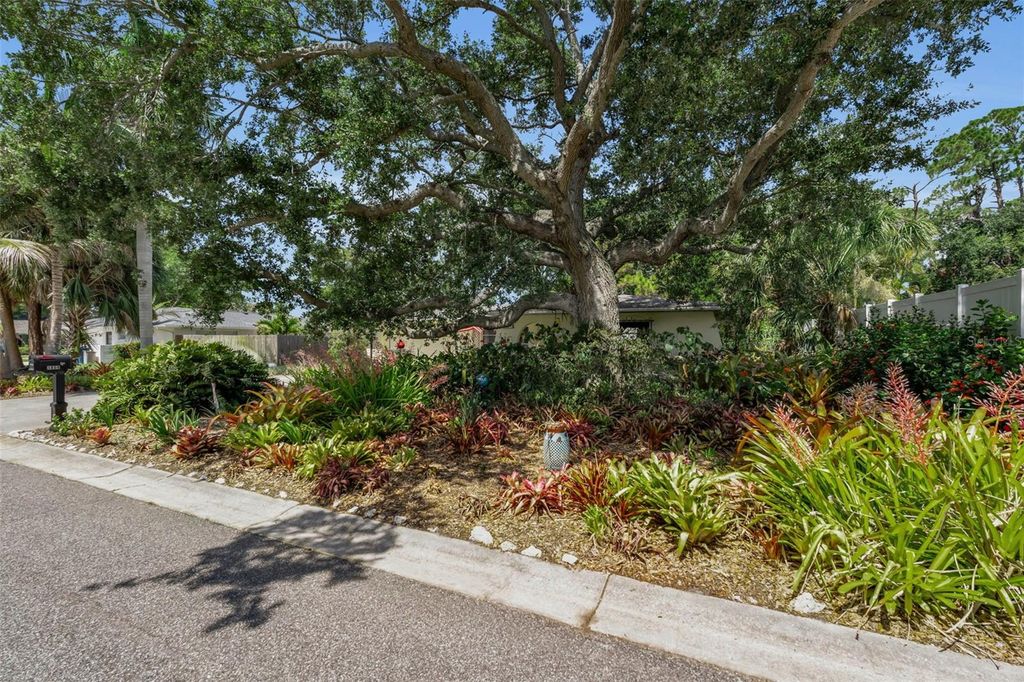 Image 19 of property listing at 1808 49TH STREET W, Bradenton, FL 34209
