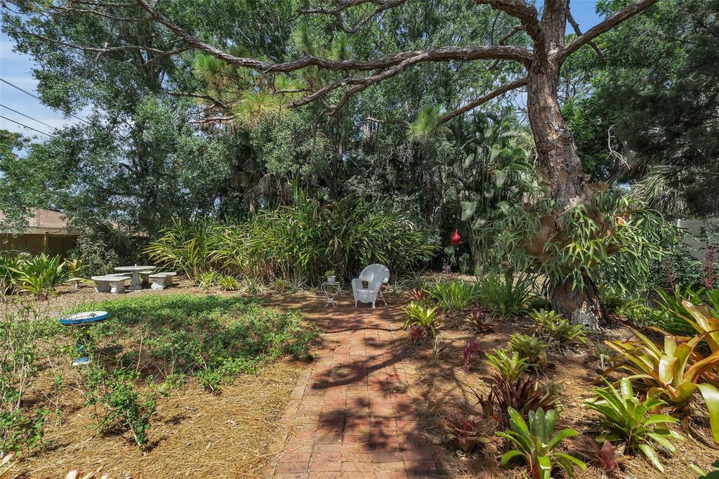 Image 27 of property listing at 1808 49TH STREET W, Bradenton, FL 34209