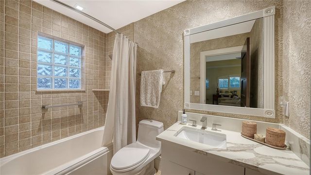 3598 FAIR OAKS LANE, Longboat Key, FL 34228