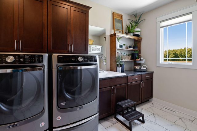 1108 N 350 E, Chesterton, IN 46304