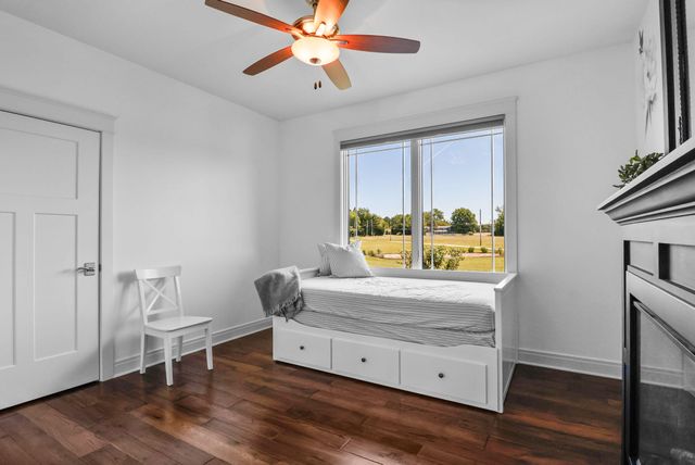 1108 N 350 E, Chesterton, IN 46304