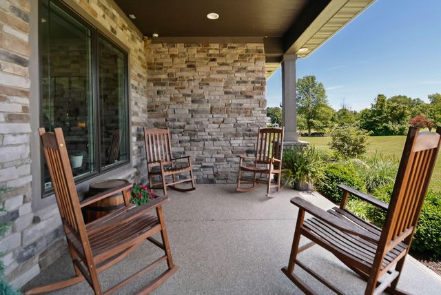 1108 N 350 E, Chesterton, IN 46304