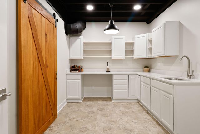 1108 N 350 E, Chesterton, IN 46304