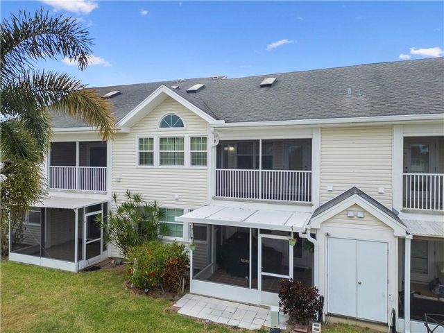 1940 Westminster Circle 7-6, Vero Beach, FL 32966