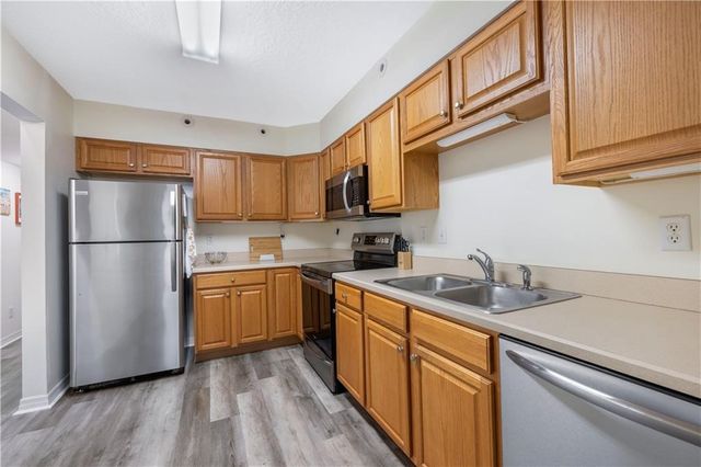 1940 Westminster Circle 7-6, Vero Beach, FL 32966