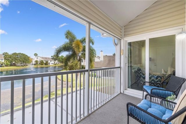 1940 Westminster Circle 7-6, Vero Beach, FL 32966