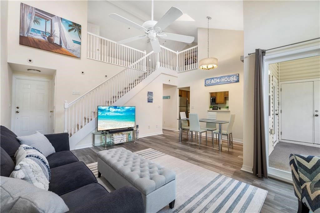 1940 Westminster Circle 7-6, Vero Beach, FL 32966