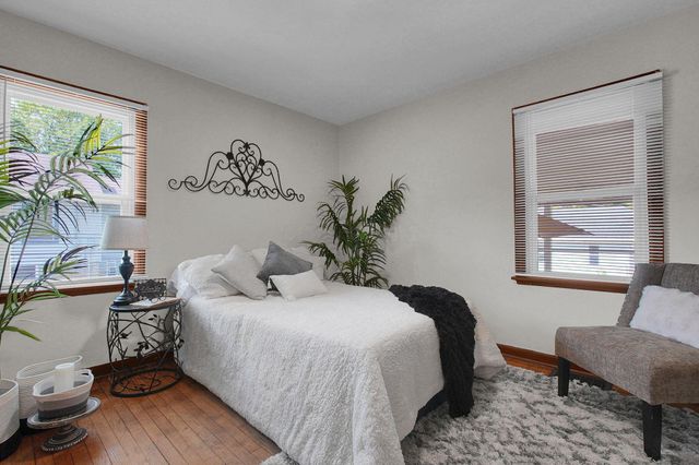 1560 Garling Avenue, Columbus, OH 43223