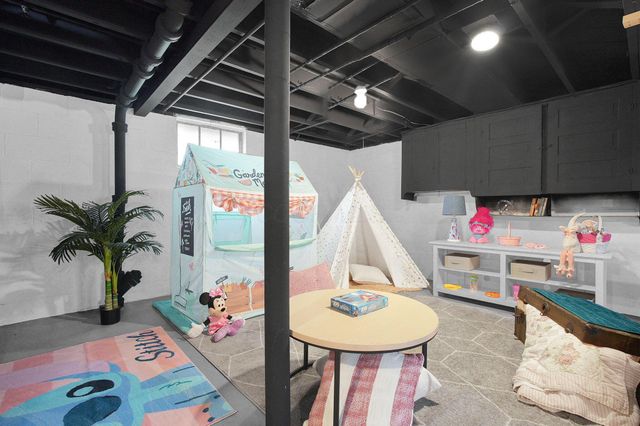 1560 Garling Avenue, Columbus, OH 43223