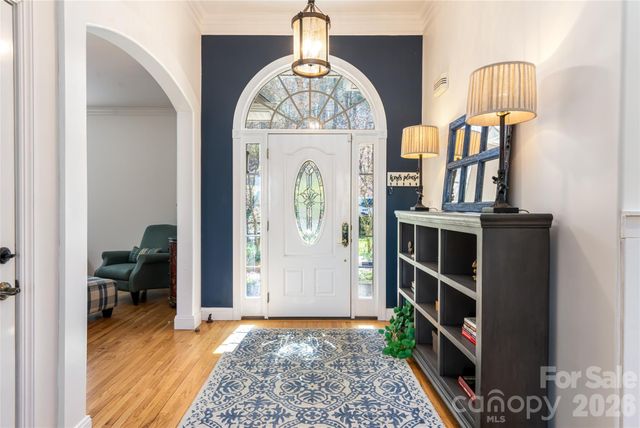 47 Timberwood Drive, Asheville, NC 28806