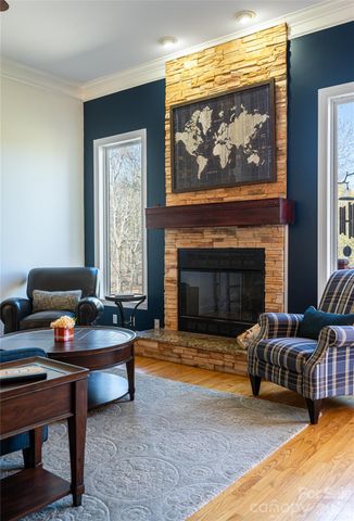 47 Timberwood Drive, Asheville, NC 28806