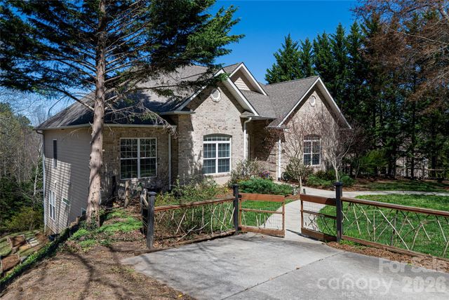 47 Timberwood Drive, Asheville, NC 28806