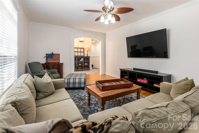 47 Timberwood Drive, Asheville, NC 28806