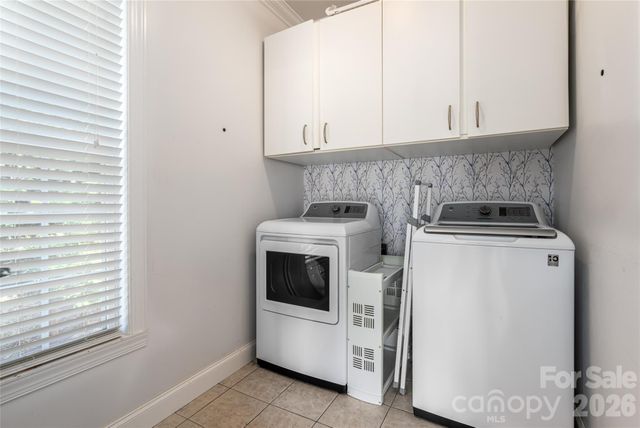 47 Timberwood Drive, Asheville, NC 28806