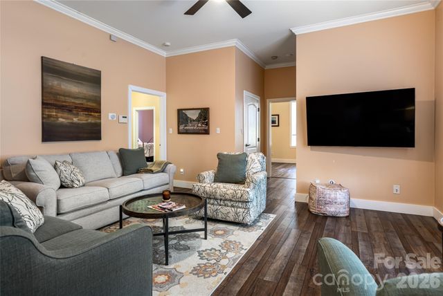 47 Timberwood Drive, Asheville, NC 28806