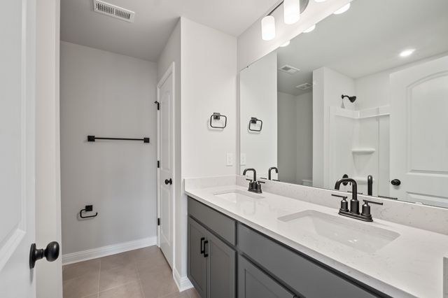 5005 Lawler Lane, Old Hickory, TN 37138
