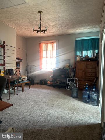 385-387 E BROADWAY, Salem, NJ 08079