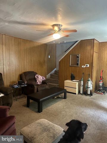 385-387 E BROADWAY, Salem, NJ 08079