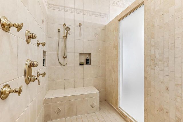 194 Crooked Stick PASS, North Prairie, WI 53153