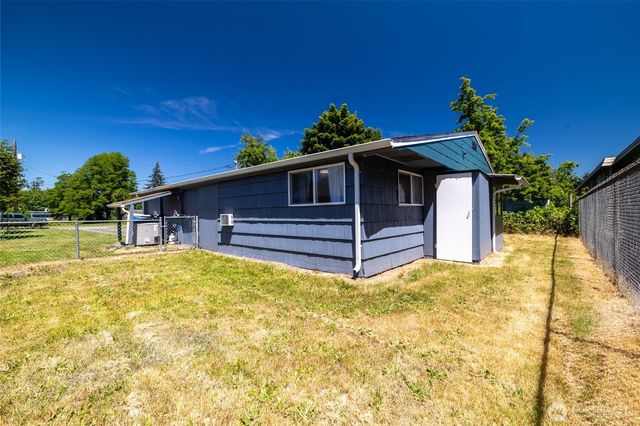 1308 W Main Street, Centralia, WA 98531