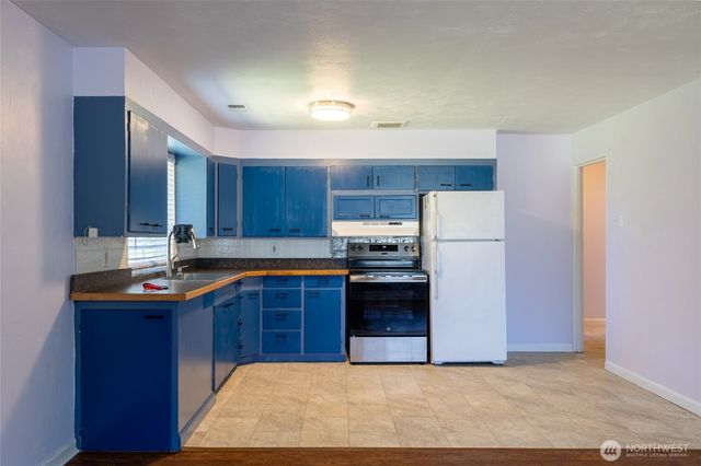 1308 W Main Street, Centralia, WA 98531
