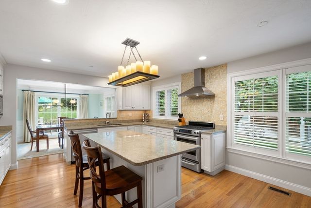 17 Hastings Way 17, Wayland, MA 01778