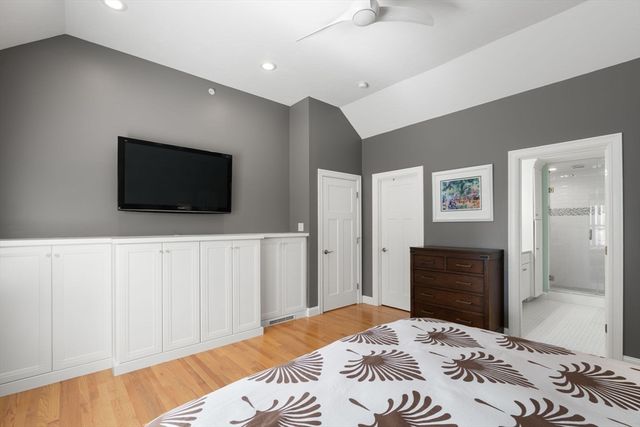 17 Hastings Way 17, Wayland, MA 01778