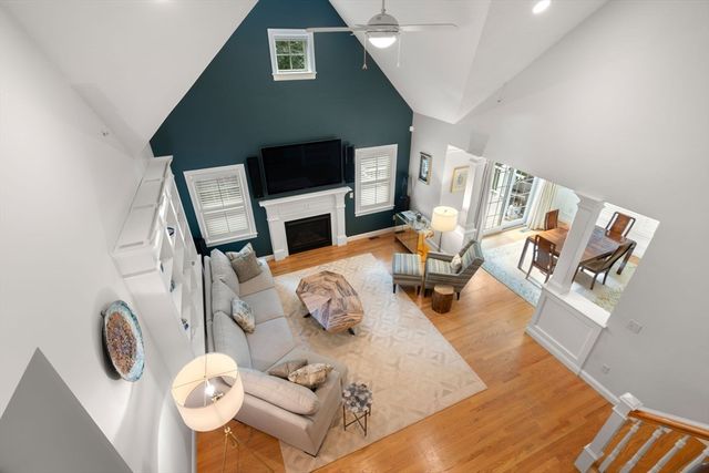 17 Hastings Way 17, Wayland, MA 01778