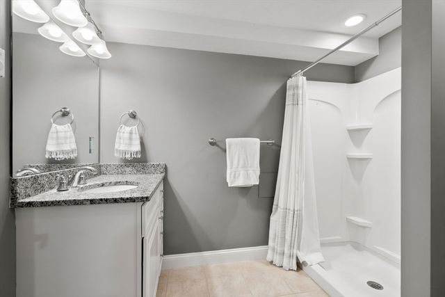 17 Hastings Way 17, Wayland, MA 01778