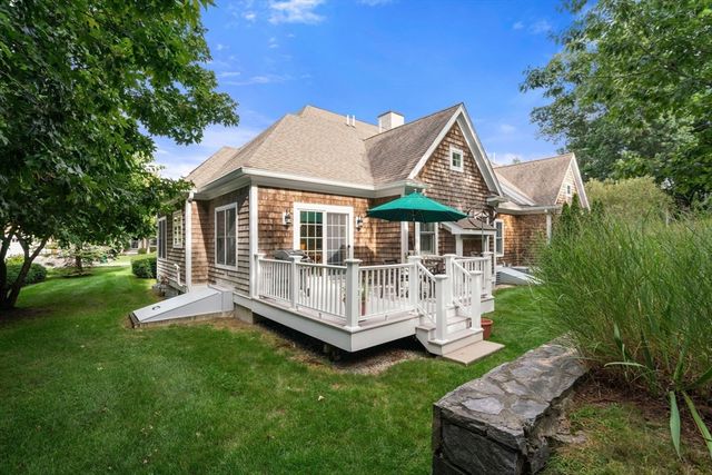 17 Hastings Way 17, Wayland, MA 01778