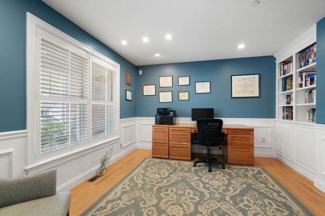 17 Hastings Way 17, Wayland, MA 01778