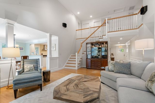 17 Hastings Way 17, Wayland, MA 01778